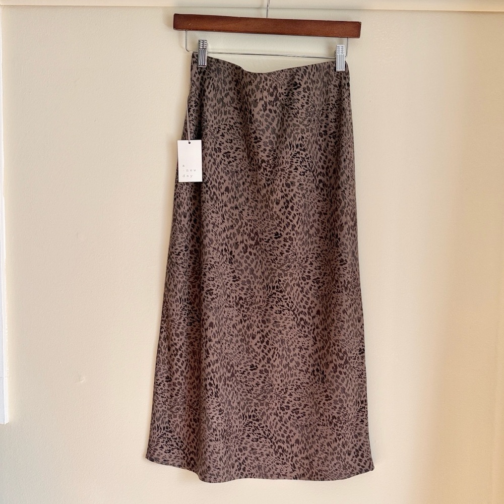 a new day cheetah print Midi Skirt satin like material